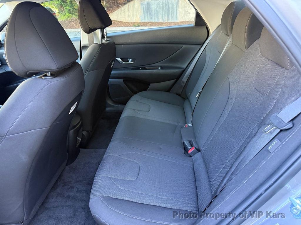 2024 Hyundai Elantra SE IVT - 23035606 - 13