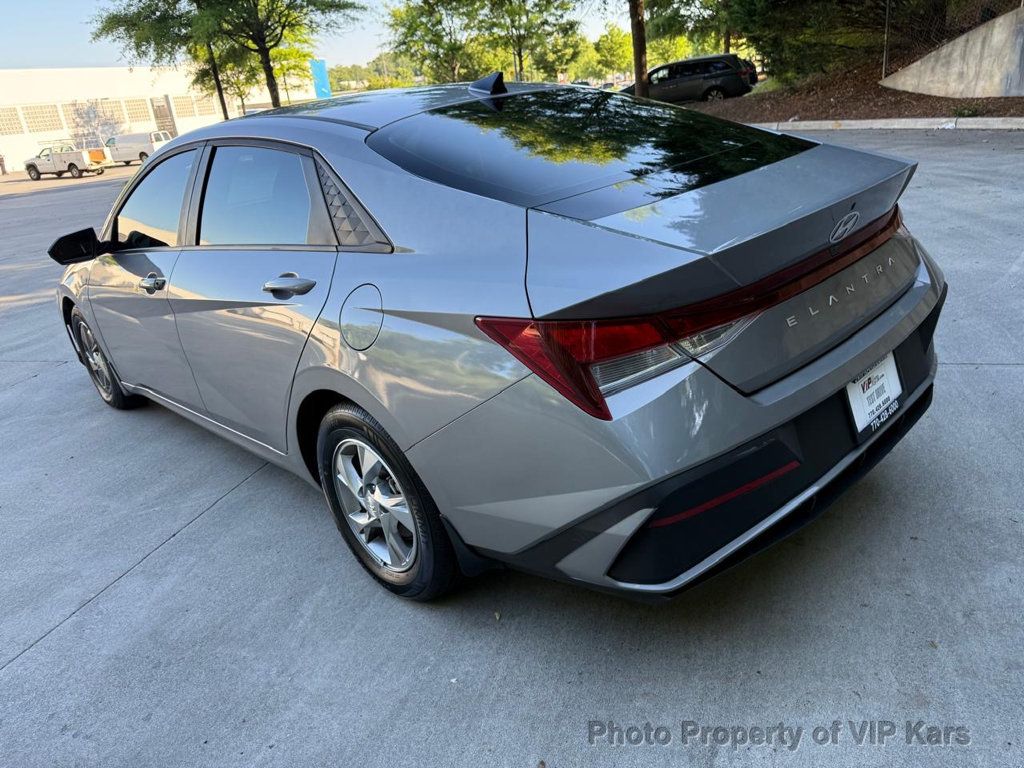 2024 Hyundai Elantra SE IVT - 23035606 - 6