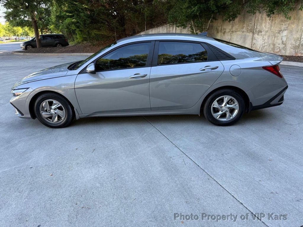 2024 Hyundai Elantra SE IVT - 23035606 - 7