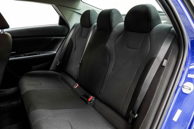 2024 Hyundai Elantra SE IVT - 23012756 - 9