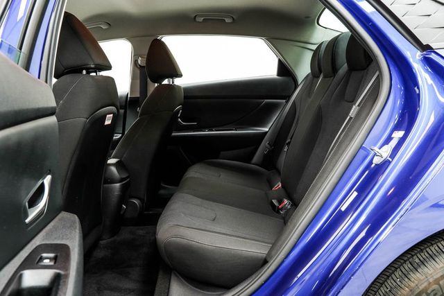 2024 Hyundai Elantra SE IVT - 23012756 - 10