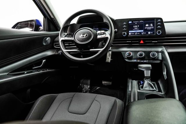 2024 Hyundai Elantra SE IVT - 23012756 - 21
