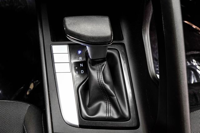 2024 Hyundai Elantra SE IVT - 23012756 - 22