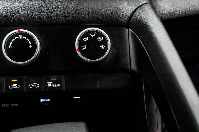 2024 Hyundai Elantra SE IVT - 23012756 - 25