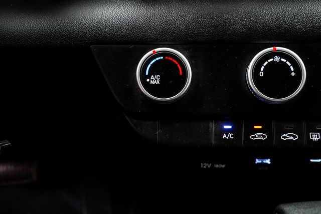 2024 Hyundai Elantra SE IVT - 23012756 - 26