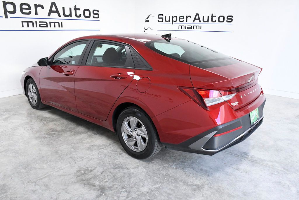 2024 Hyundai Elantra SE IVT - 22692982 - 5