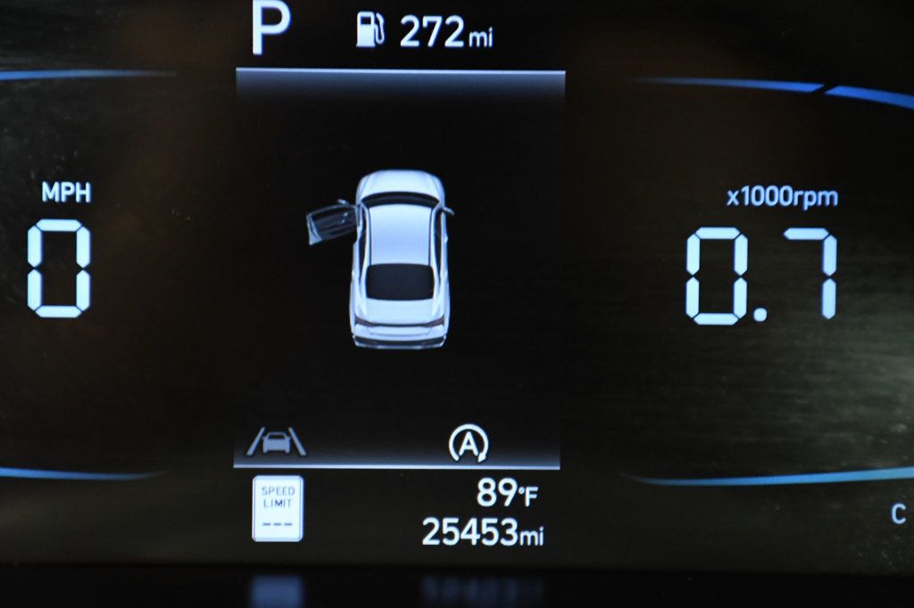 2024 Hyundai Elantra SE IVT - 22827675 - 22