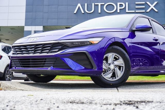 2024 Hyundai Elantra SE IVT - 23071923 - 1