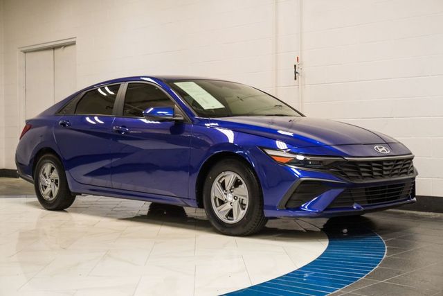 2024 Hyundai Elantra SE IVT - 23071923 - 4