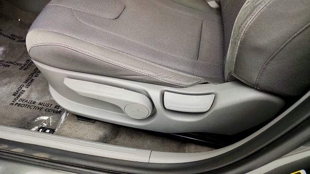 2024 Hyundai Elantra SE IVT - 23071571 - 9