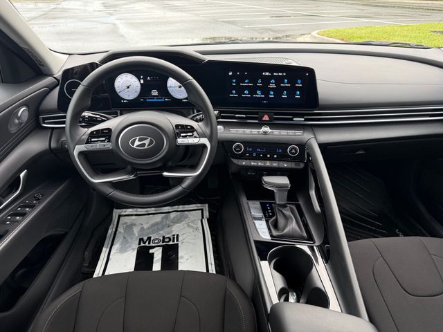 2024 Hyundai Elantra SEL - 22997983 - 3