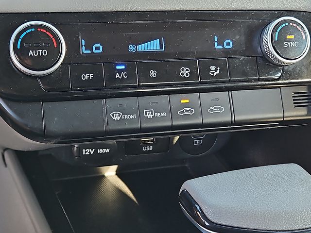 2024 Hyundai Elantra SEL IVT - 23091519 - 9