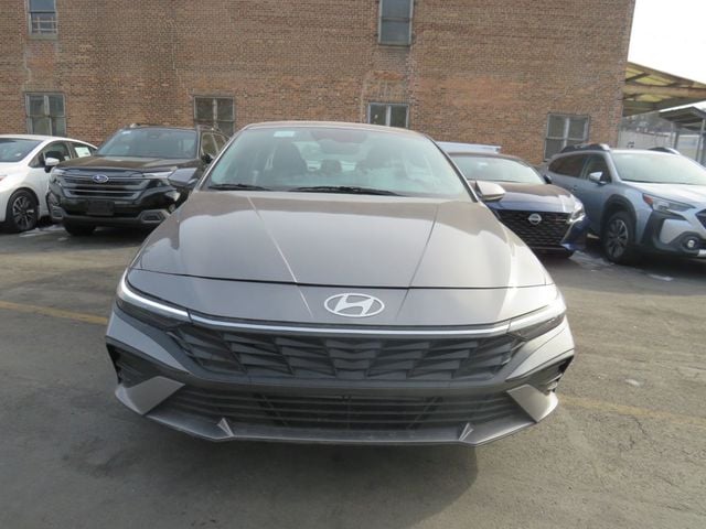2024 Hyundai Elantra SEL IVT - 22939238 - 1