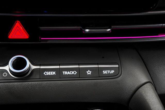 2024 Hyundai Elantra SEL IVT - 22970780 - 25