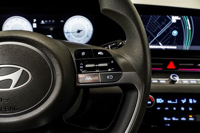 2024 Hyundai Elantra SEL IVT - 22970780 - 37