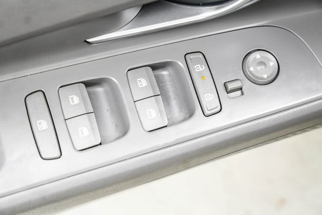 2024 Hyundai Elantra SEL IVT - 22970780 - 48
