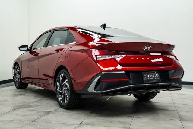 2024 Hyundai Elantra SEL IVT - 23062812 - 10
