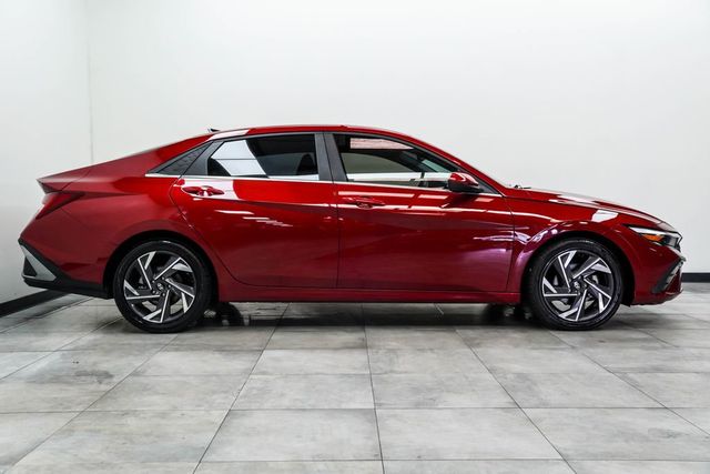 2024 Hyundai Elantra SEL IVT - 23062812 - 5