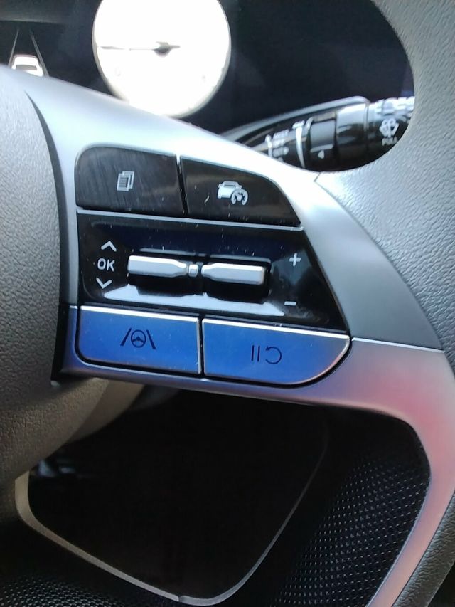 2024 Hyundai Elantra SEL IVT - 23011408 - 13