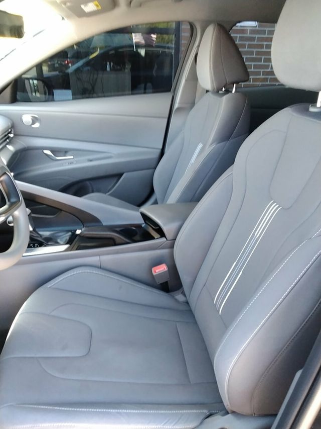 2024 Hyundai Elantra SEL IVT - 23011408 - 6