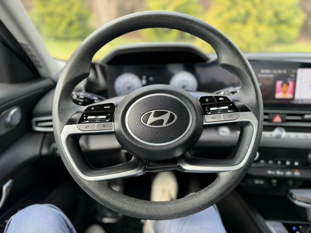 2024 Hyundai Elantra SEL IVT - 22997278 - 23