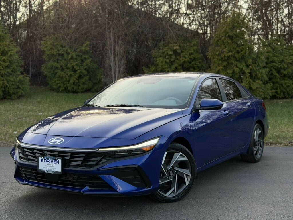 2024 Hyundai Elantra SEL IVT - 23001109 | Video 1