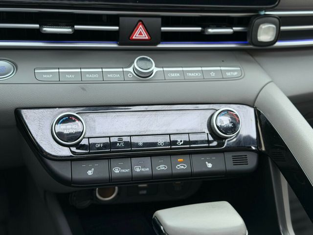 2024 Hyundai Elantra SEL IVT - 23001109 - 30