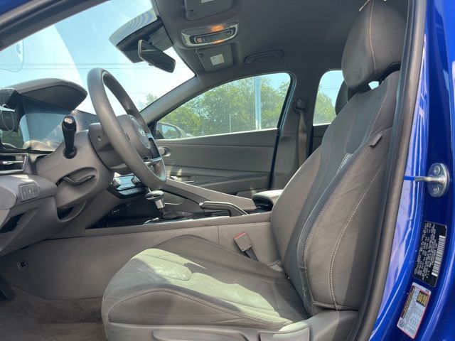 2024 Hyundai Elantra SEL IVT - 23022280 - 7