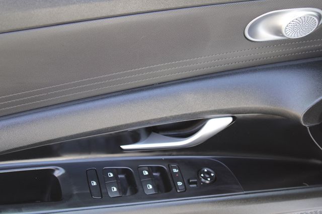 2024 Hyundai Elantra SEL IVT - 22987425 - 24