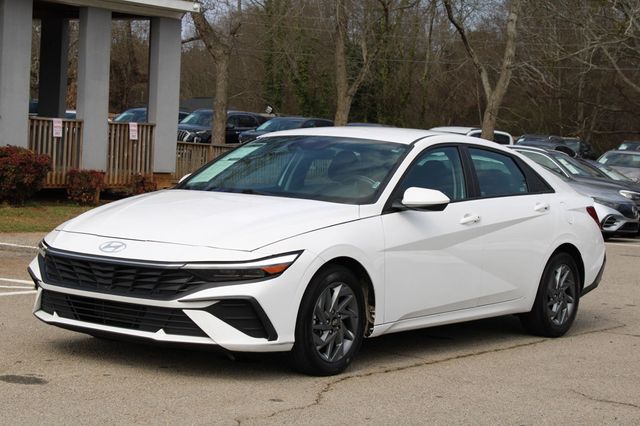 2024 Hyundai Elantra SEL IVT - 22987425 - 2