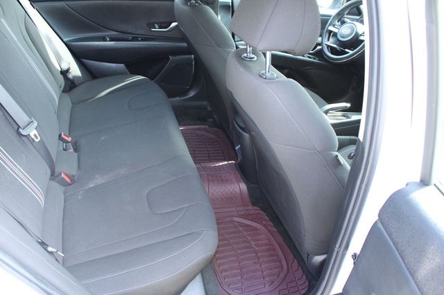 2024 Hyundai Elantra SEL IVT - 22987425 - 39