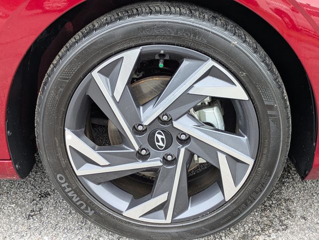 2024 Hyundai Elantra SEL IVT - 22955040 - 10