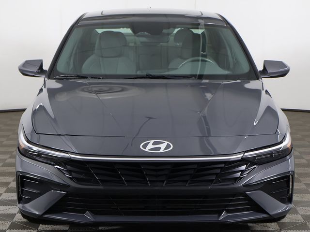 2024 Hyundai Elantra SEL IVT - 23101584 - 11