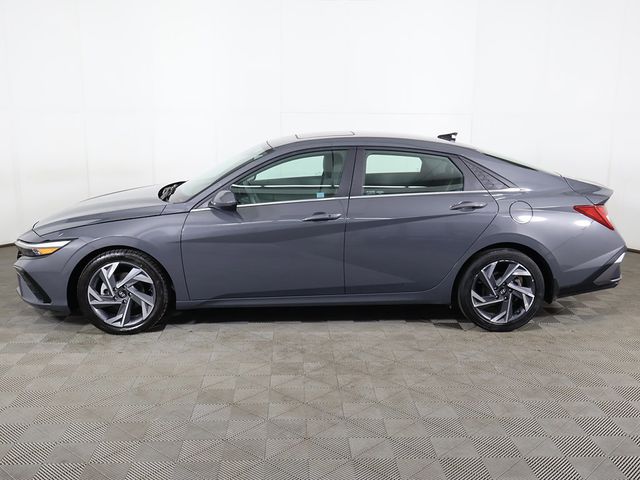 2024 Hyundai Elantra SEL IVT - 23101584 - 17