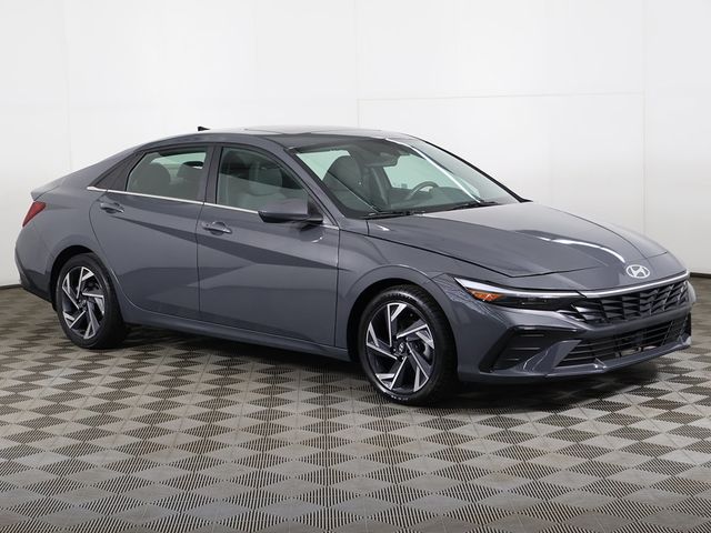 2024 Hyundai Elantra SEL IVT - 23101584 - 1