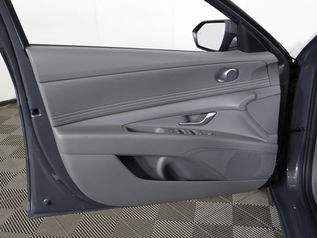 2024 Hyundai Elantra SEL IVT - 23101584 - 23