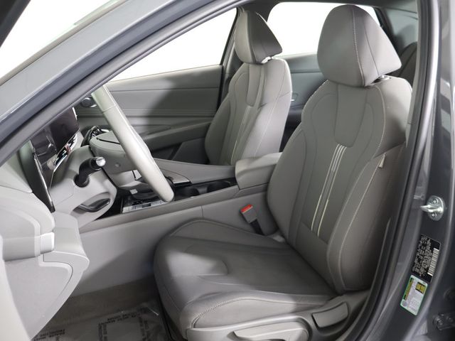 2024 Hyundai Elantra SEL IVT - 23101584 - 31