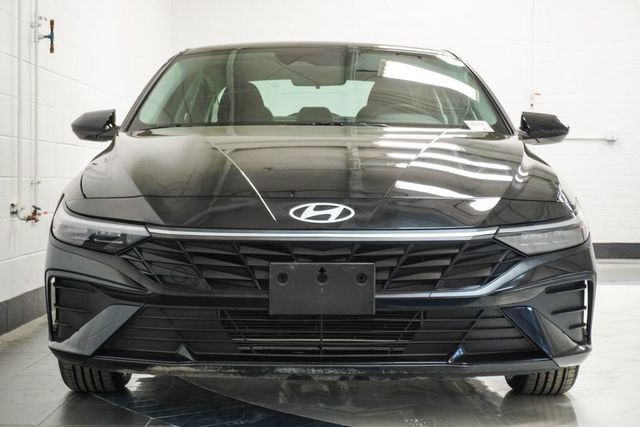 2024 Hyundai Elantra SEL IVT - 22995351 - 35