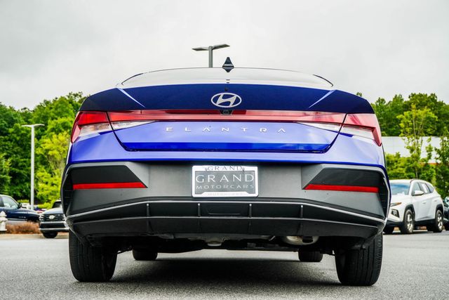 2024 Hyundai Elantra SEL IVT - 23066495 - 11