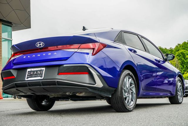 2024 Hyundai Elantra SEL IVT - 23066495 - 12