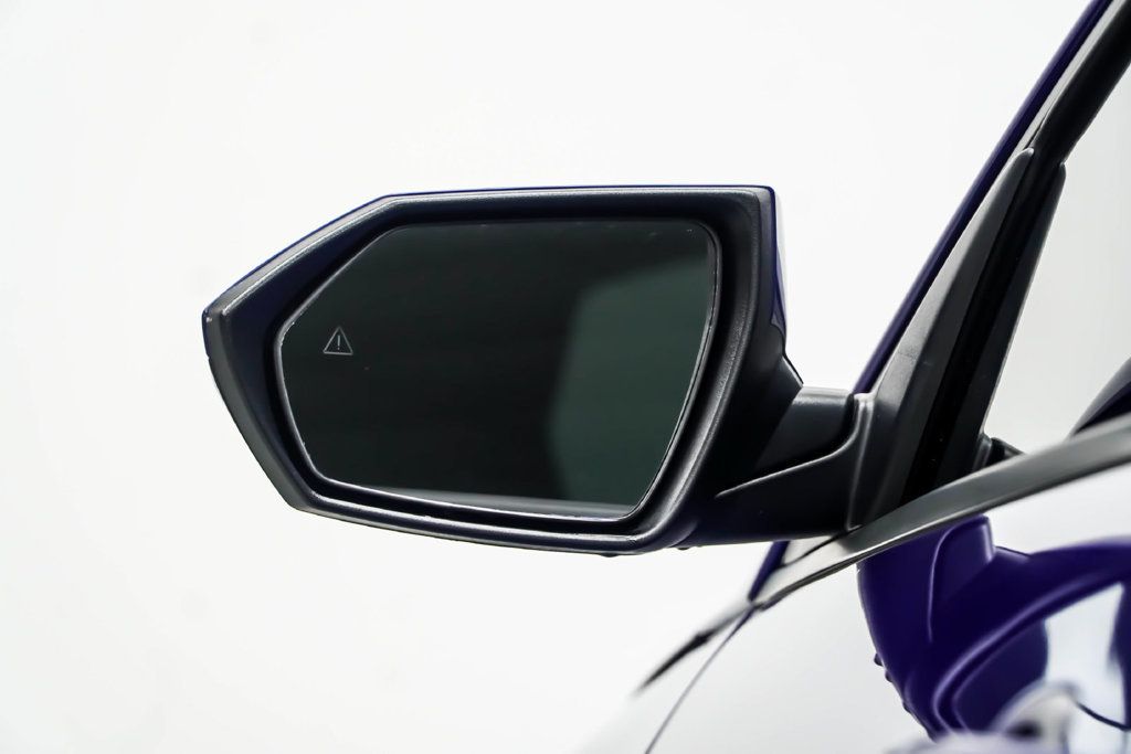 Hyundai Elantra photo 16