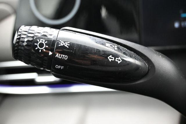 2024 Hyundai Elantra SEL IVT - 23003180 - 25