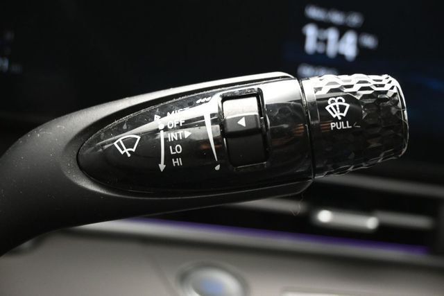 2024 Hyundai Elantra SEL IVT - 23003180 - 26