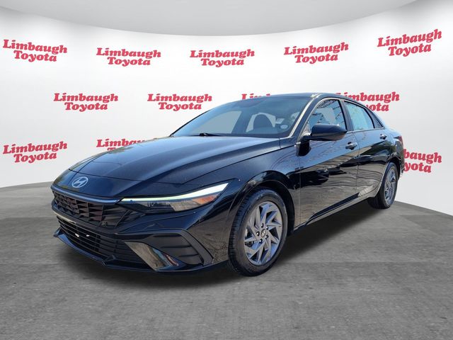 2024 Hyundai Elantra SEL IVT - 22921524 - 21