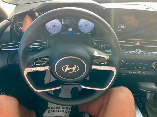 2024 Hyundai Elantra SEL IVT - 22932660 - 12