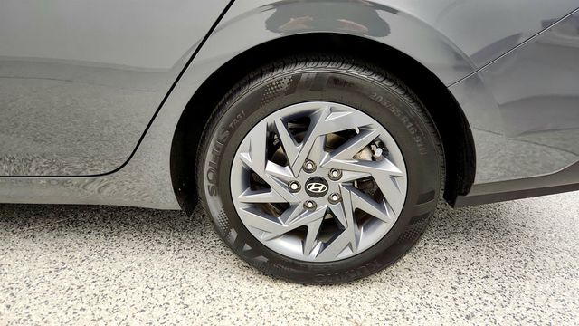 2024 Hyundai Elantra SEL IVT - 22968971 - 12