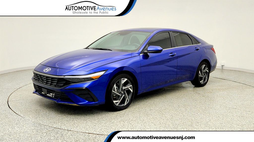 2024 Hyundai Elantra SEL IVT - 23015809 | Video 1