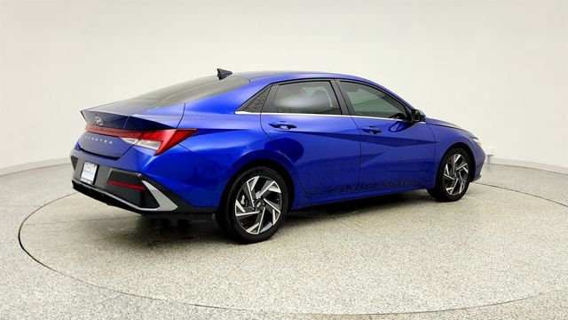 2024 Hyundai Elantra SEL IVT - 23015809 - 4