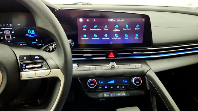 2024 Hyundai Elantra SEL IVT - 23049048 - 16