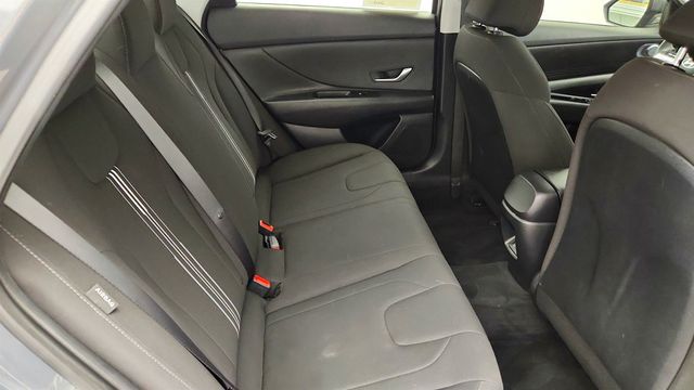 2024 Hyundai Elantra SEL IVT - 23049048 - 22